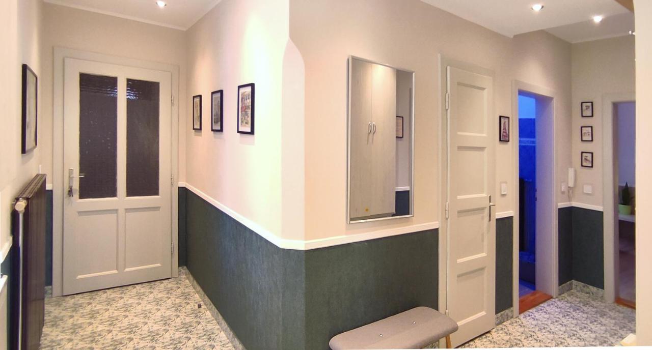 Center Apartman סגד מראה חיצוני תמונה